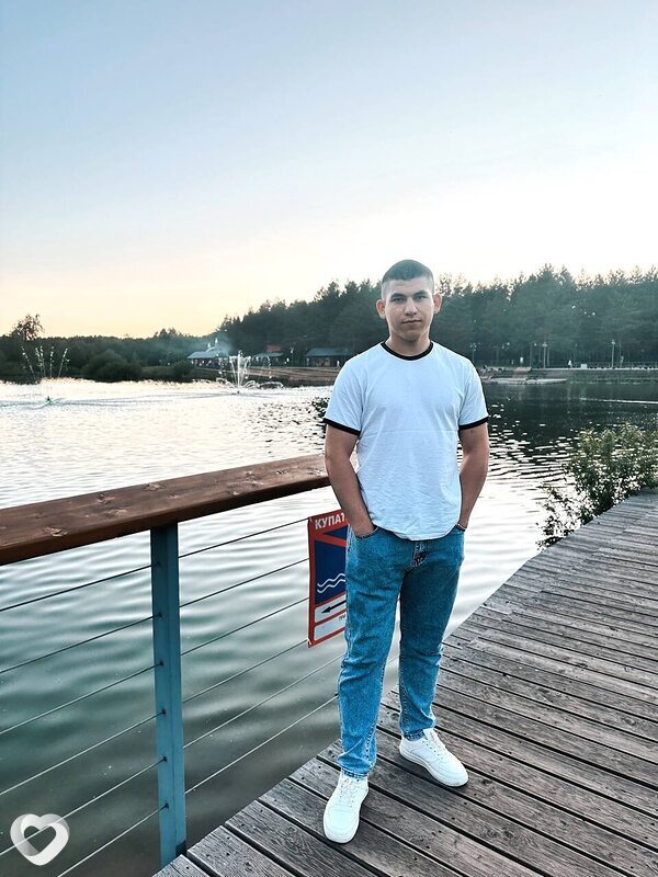 Радмир, 23, Москве — анкета №2791132