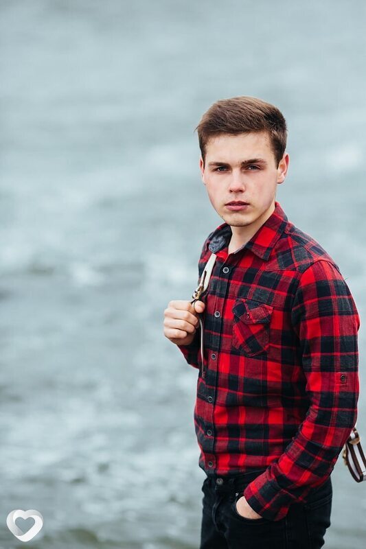 Артем, 23, Санкт-Петербурге — анкета №2790974