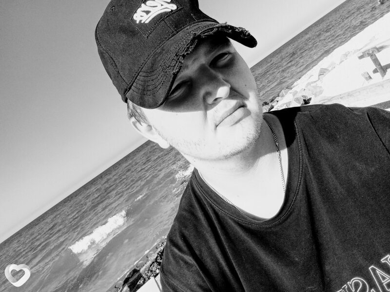 Дмитрий, 26, Кирове — анкета №2791575