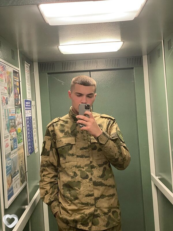 Дмитрий, 21, Новосибирске — анкета №2791846
