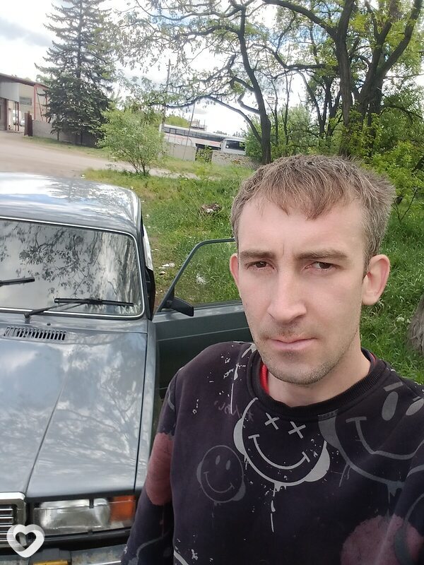 Андрей, 36, Снежном — анкета №2792901