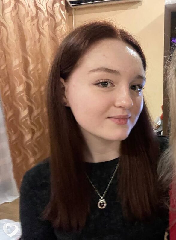 Полина, 19, Таганроге — анкета №2793045