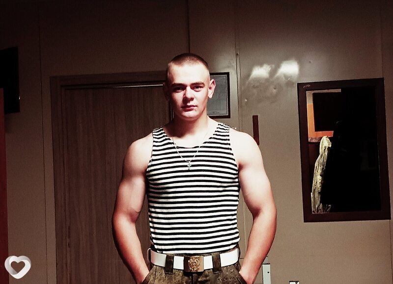 Олег, 22, Симферополе — анкета №2793205