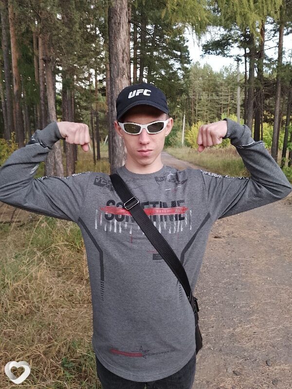 Фёдор, 20, Братске — анкета №2793649