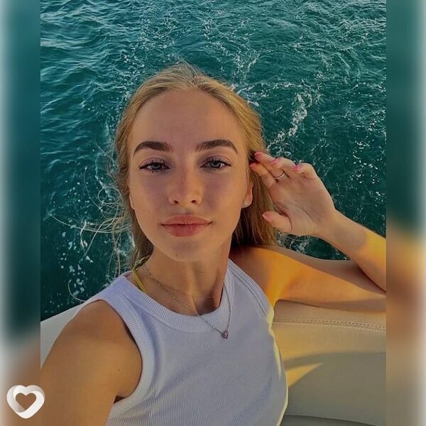 Настенька, 29, Красногорске — анкета №2793695