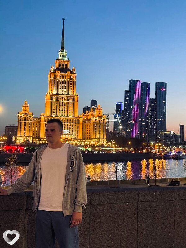 Глеб, 21, Ульяновске — анкета №2794177