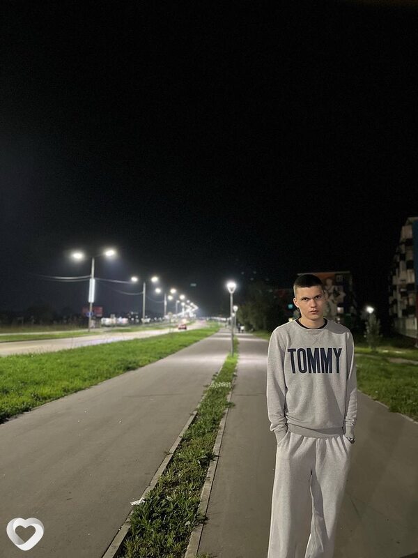 Aleksei, 18, Ангарске — анкета №2794268