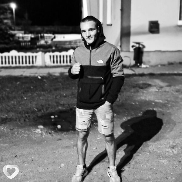 Санка, 23, Слуцке — анкета №2794184