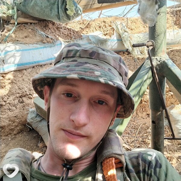 Дмитрий, 25, Уссурийске — анкета №2794333