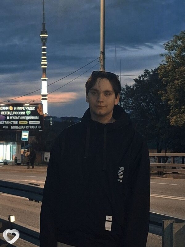 Дмитрий, 19, Москве — анкета №2794428