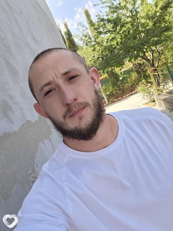Виталий, 29, Судаке — анкета №2794612