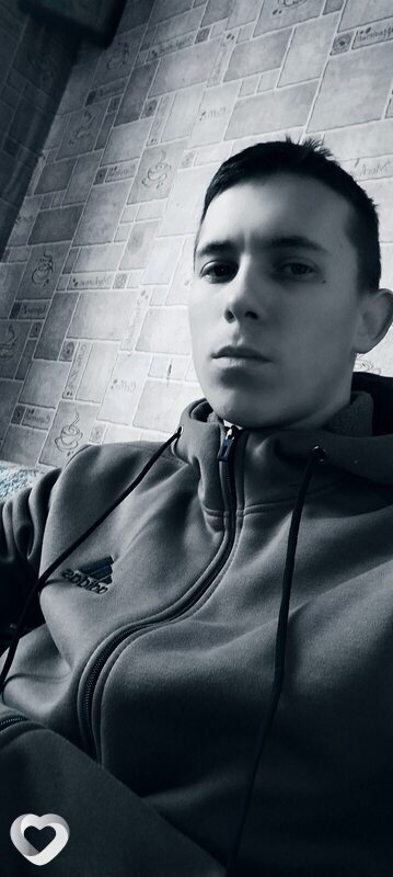 Максим, 20, Молодечно — анкета №2794680