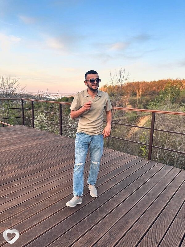 Орхан, 22, Саратове — анкета №2794885