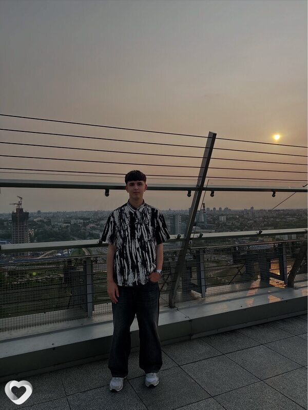 Денис, 20, Минске — анкета №2795055
