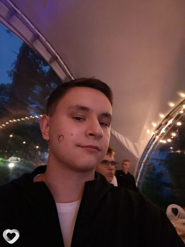 Егор, 19, Москве — анкета №2795130