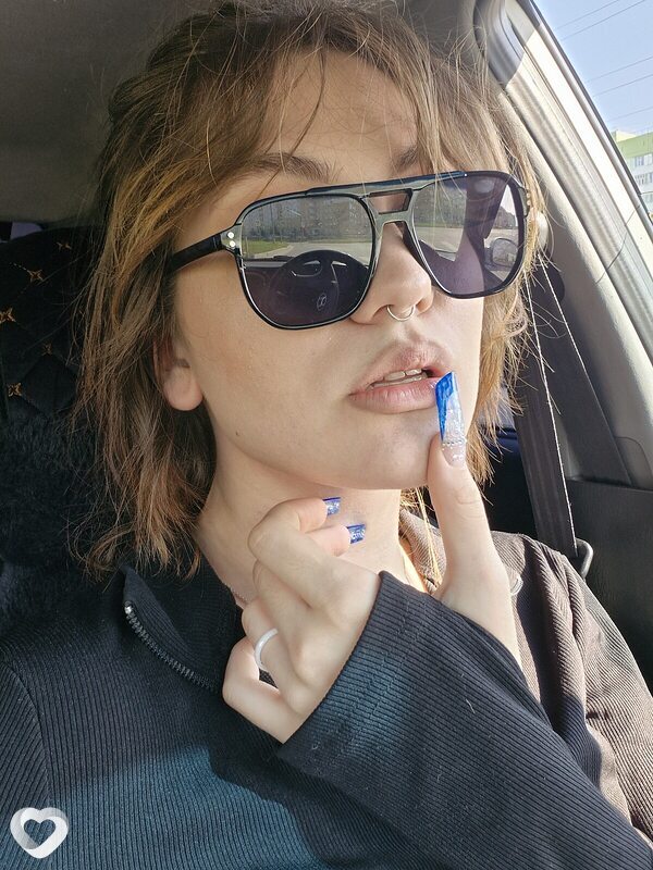 Арина, 21, Сургуте — анкета №2795707