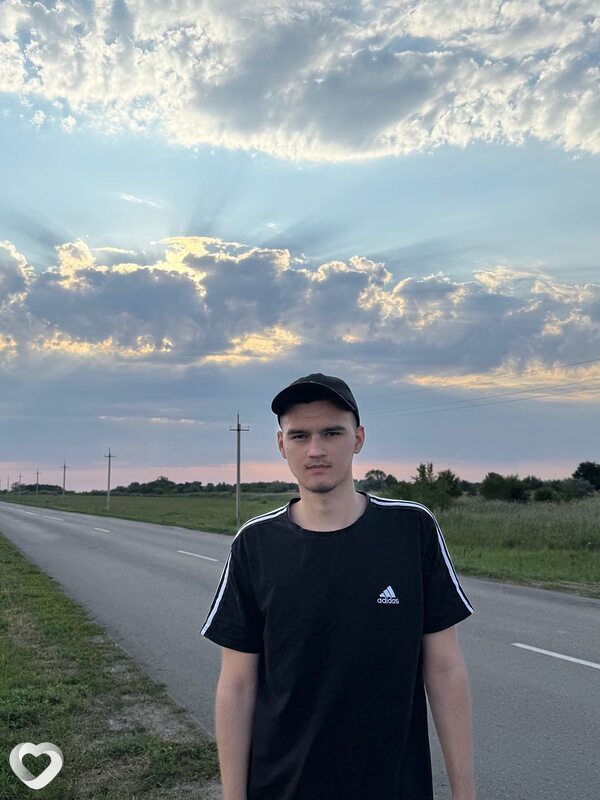 Станислав, 19, Ростове-на-Дону — анкета №2795886