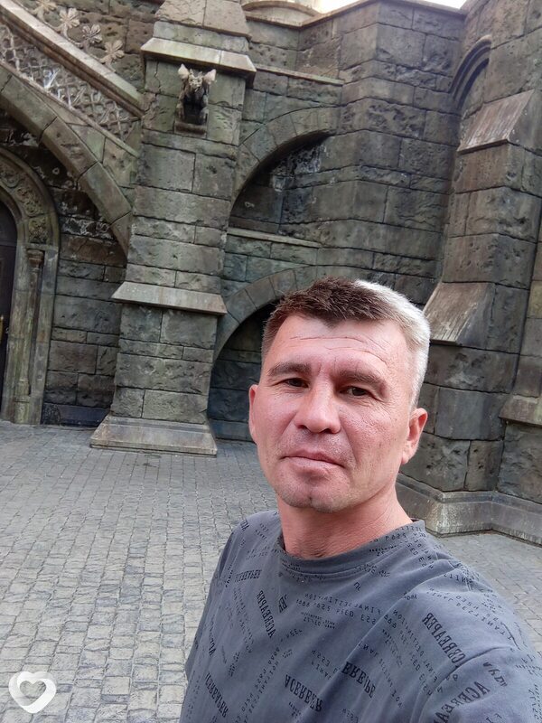 Михаил, 42, Бузулуке — анкета №2795841