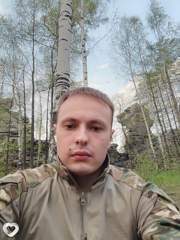 Дмитрий, 25, Асбесте — анкета №2796180