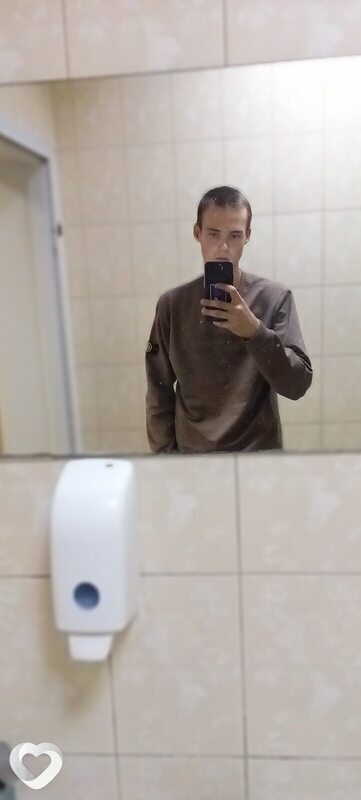 Тим, 19, Солигорске — анкета №2796182