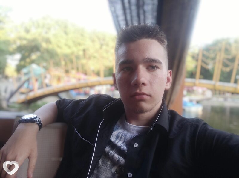 Слава, 20, Мурманске — анкета №2796513