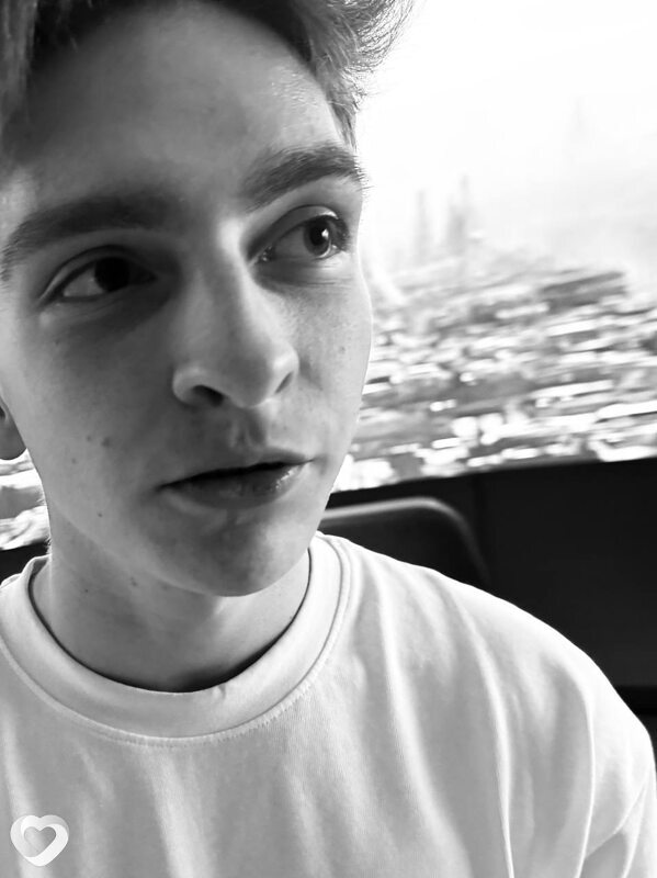 Roman, 20, Москве — анкета №2796988
