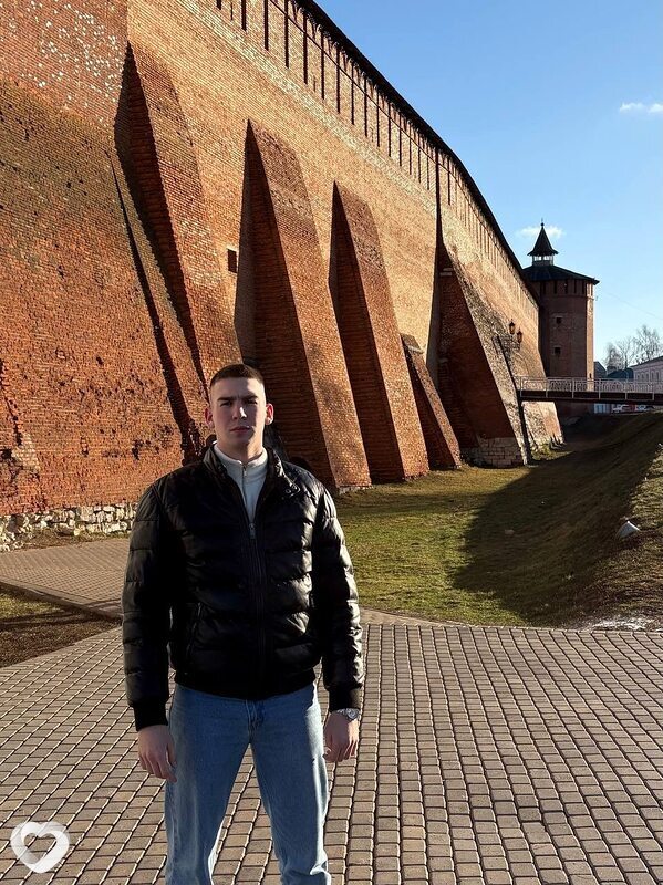 Влад, 23, Коломне — анкета №2796865