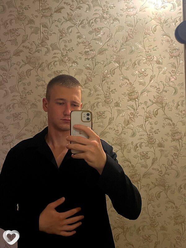 Артем, 28, Санкт-Петербурге — анкета №2796890