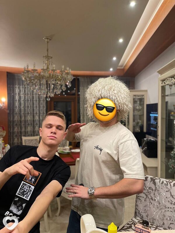 Артём, 19, Калининграде — анкета №2796894
