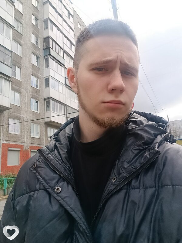 Михаил, 22, Мурманске — анкета №2797048