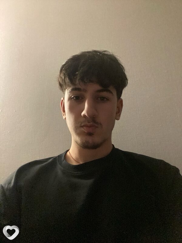 Алекс, 20, Минске — анкета №2796962