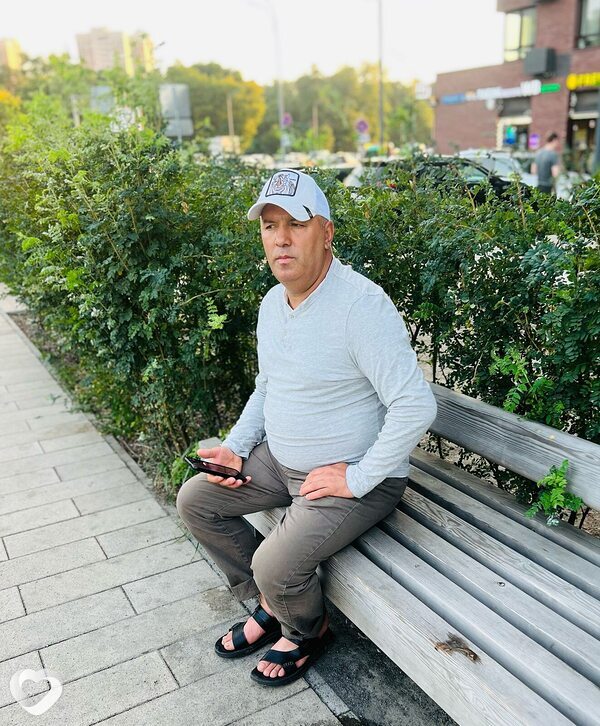 Толик, 45, Москве — анкета №2797885