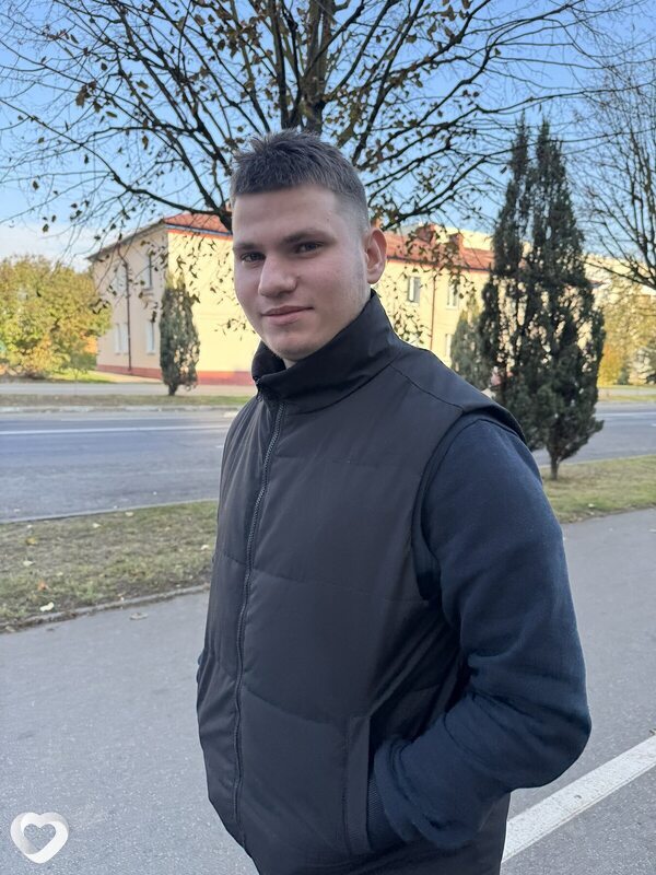 Тимофей, 21, Жлобине — анкета №2797968
