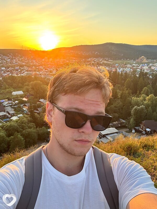 Илья, 21, Железногорске — анкета №2798328