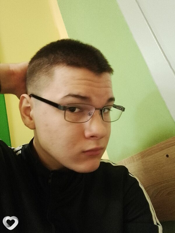 Валерий, 19, Воронеже — анкета №2798534