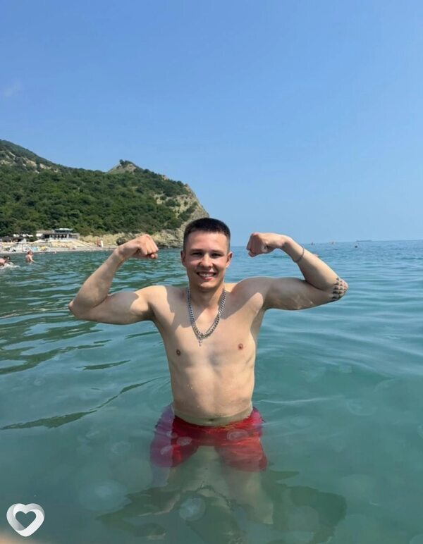 Максим, 23, Тайшете — анкета №2799264