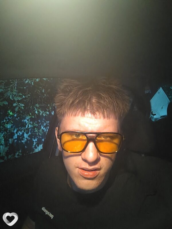 Алексей, 20, Барановичах — анкета №2799747