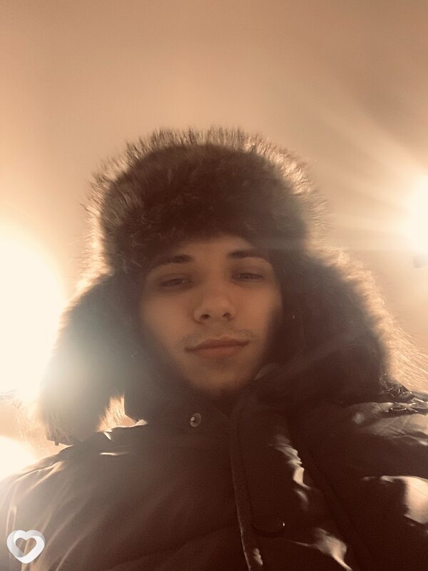 Никита, 21, Москве — анкета №2799373