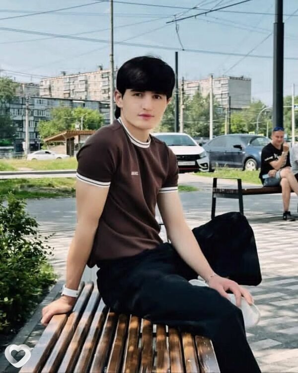 Андрей, 21, Минске — анкета №2800028