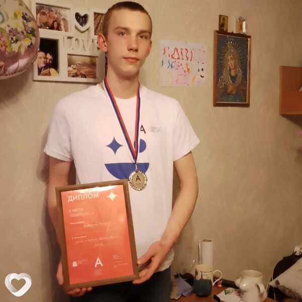 Олег, 19, Мытищах — анкета №2800035