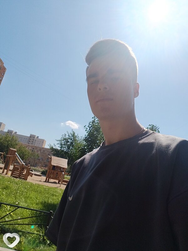 Александр, 21, Санкт-Петербурге — анкета №2800288