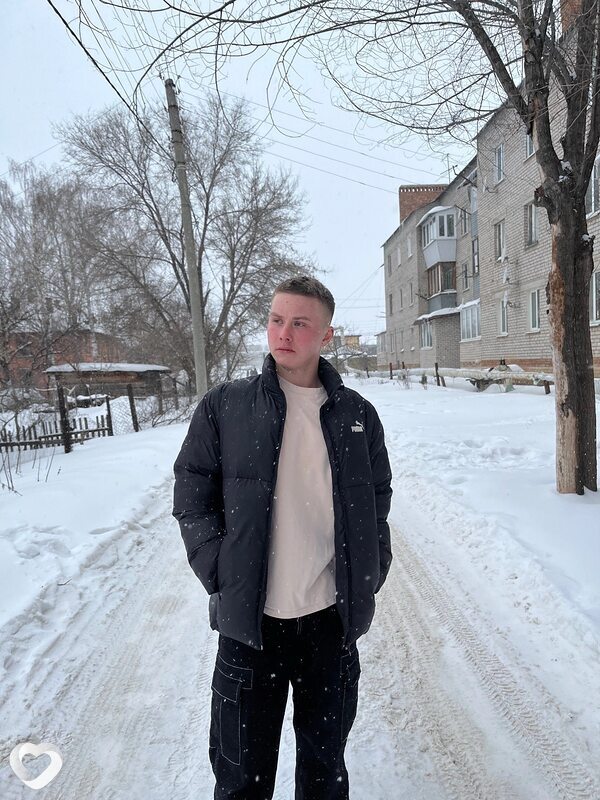Андрей, 19, Самаре — анкета №2800601