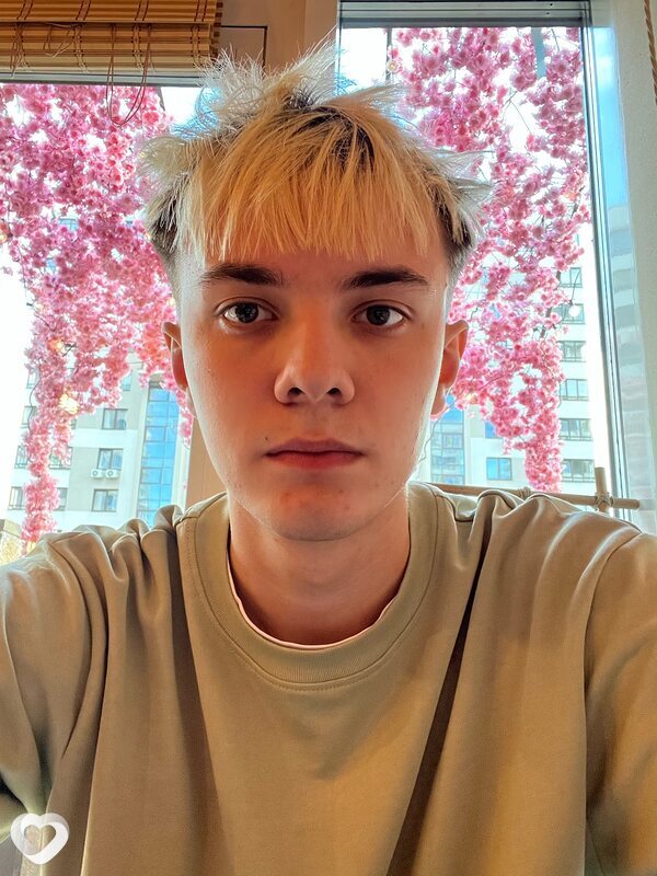 Дмитрий, 22, Минске — анкета №2801553