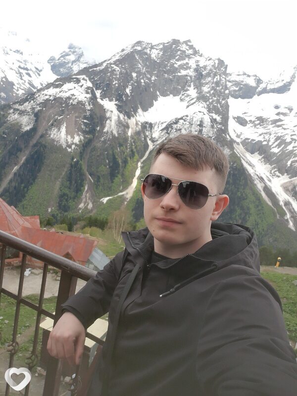 Александр, 23, Белгороде — анкета №2801195
