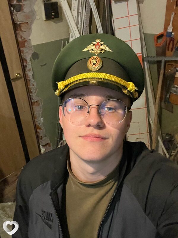 Константин, 21, Санкт-Петербурге — анкета №2801219