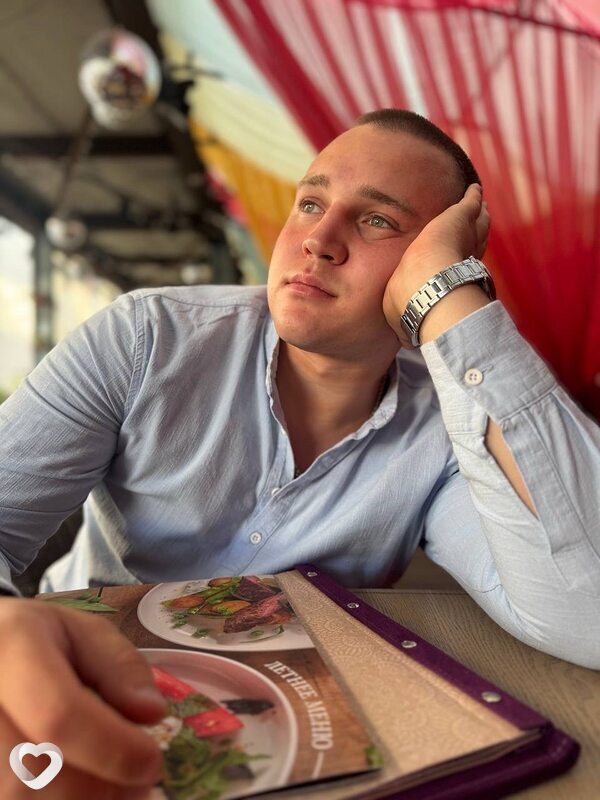 Богдан, 24, Донецке — анкета №2801373