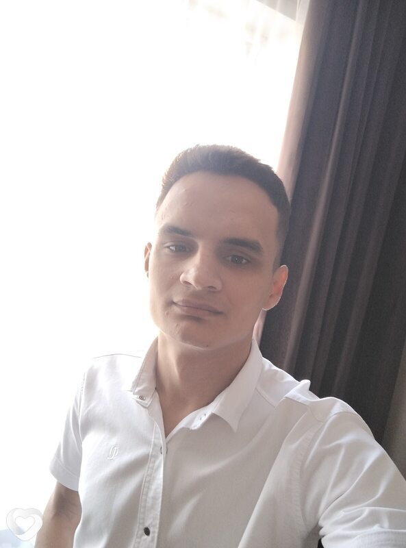 Денис, 25, Речице — анкета №2801909