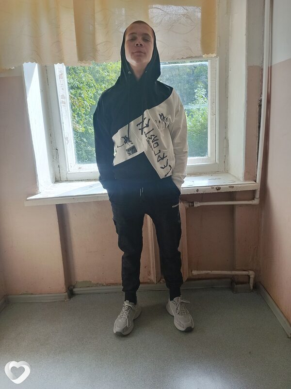 Юрий, 19, Иванове — анкета №2802415