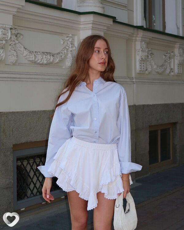 Оля, 24, Екатеринбурге — анкета №2802547