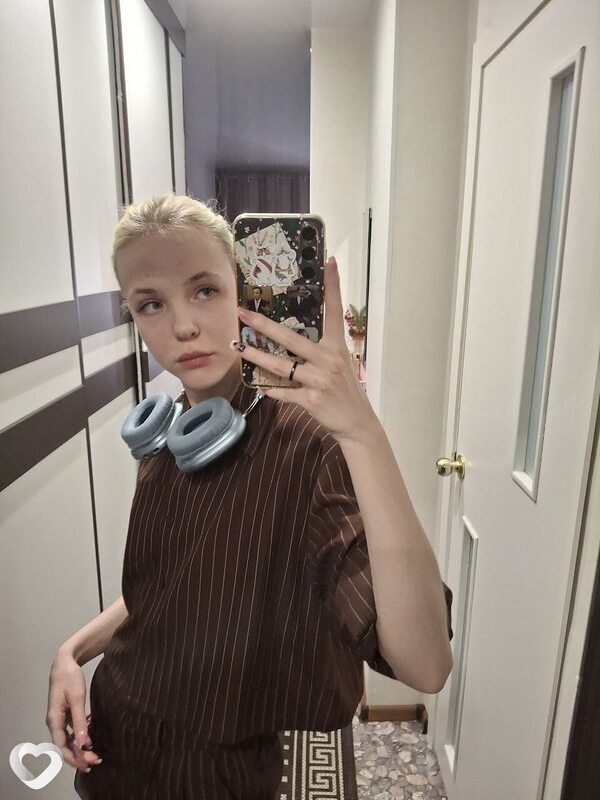 Арина, 19, Новосибирске — анкета №2802578